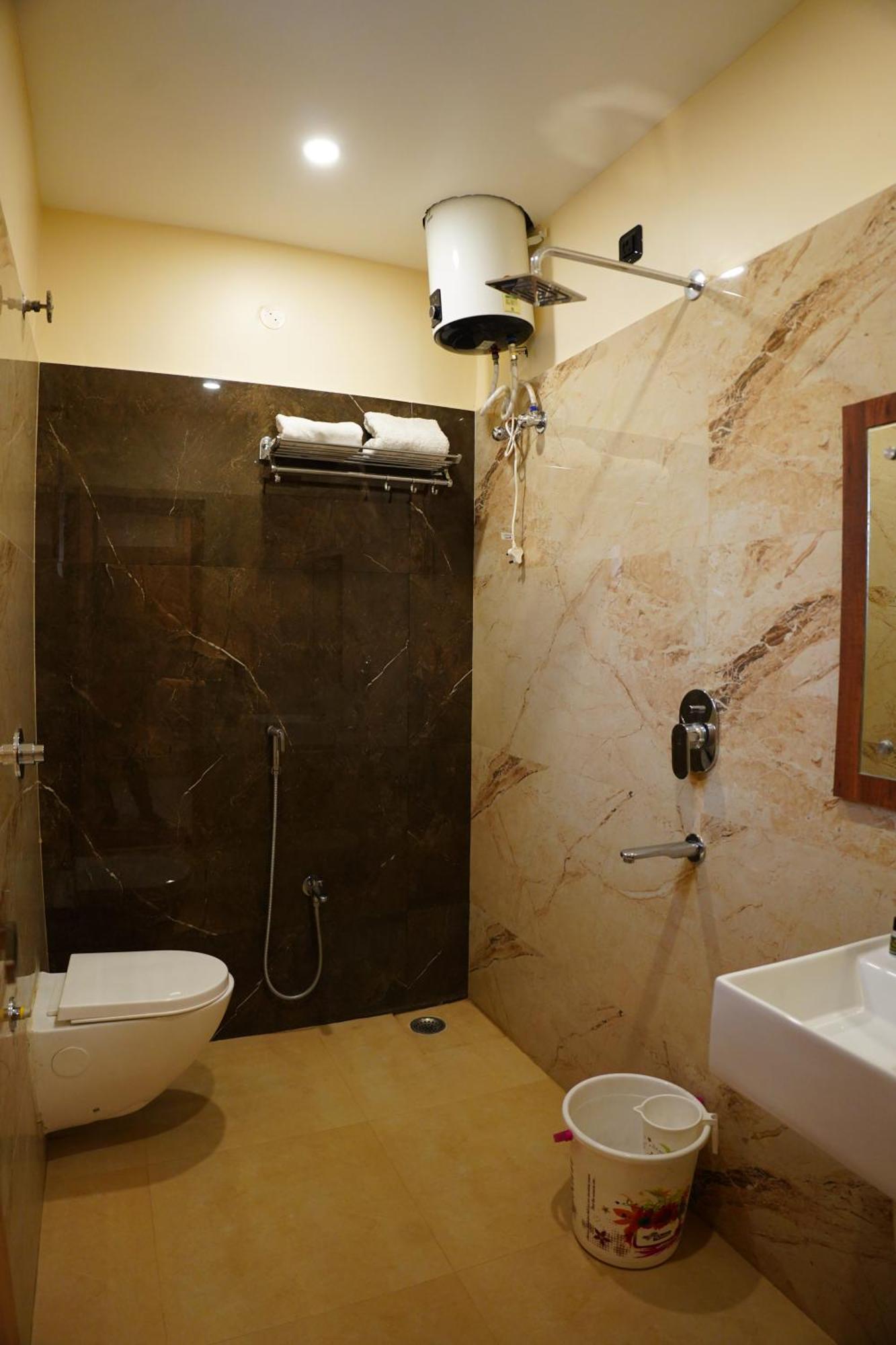 The Marutinandan Grand Hotel Deoghar Eksteriør billede