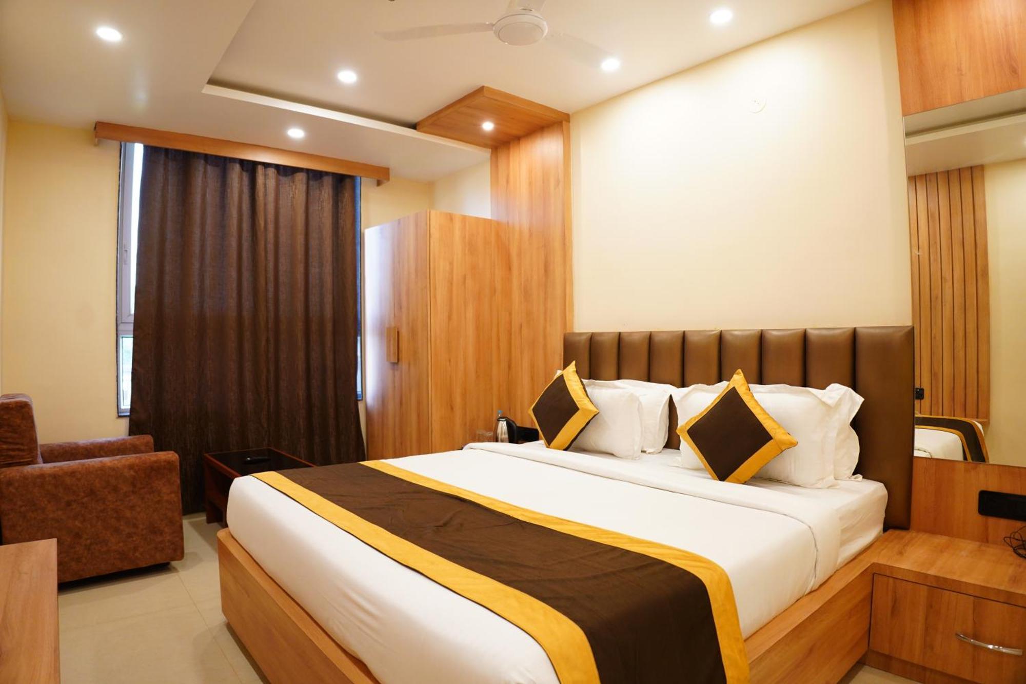 The Marutinandan Grand Hotel Deoghar Eksteriør billede
